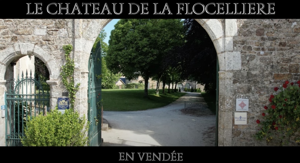Un château enchanteur, venez plonger dans 900 ans d&rsquo;histoire à 8km du Grand Parc du Puy du FOU.